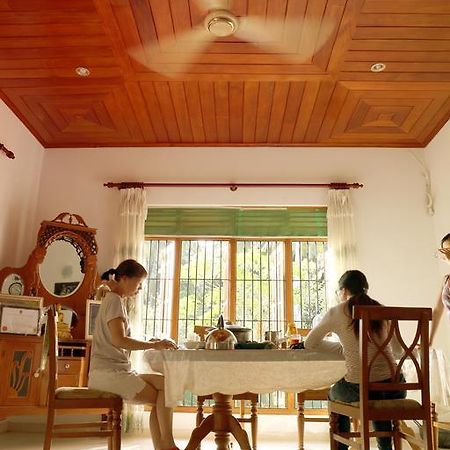 Lumbini Villa Bentota Eksteriør billede