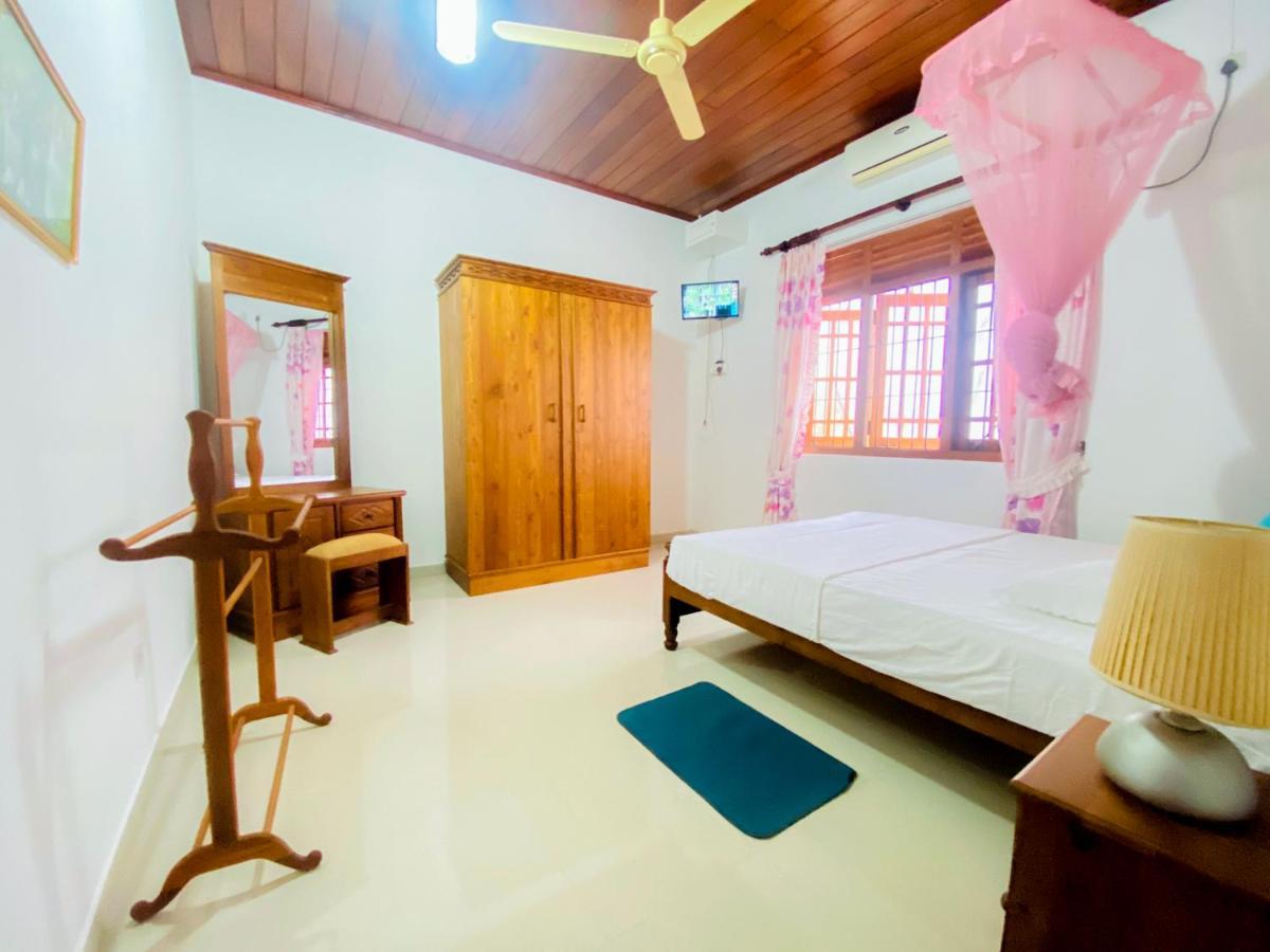 Lumbini Villa Bentota Eksteriør billede