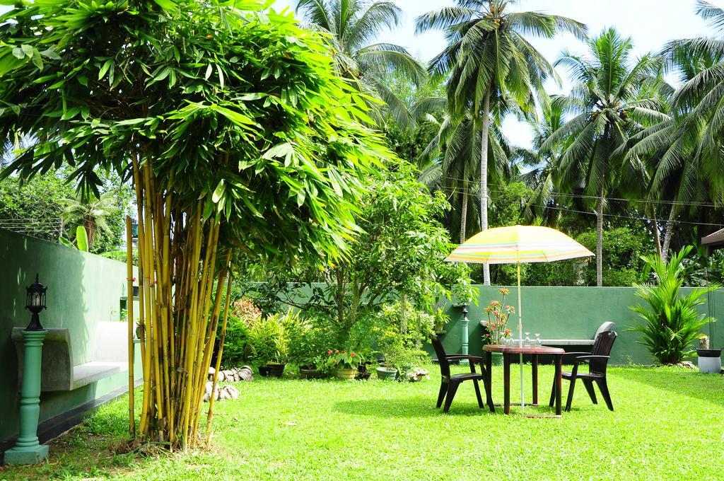 Lumbini Villa Bentota Værelse billede