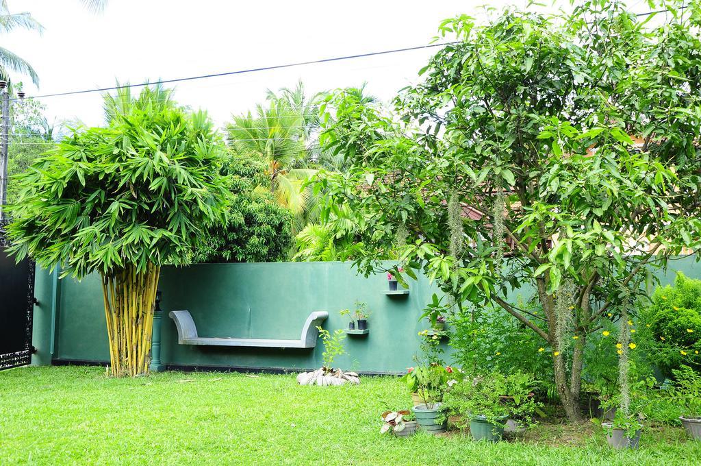 Lumbini Villa Bentota Værelse billede